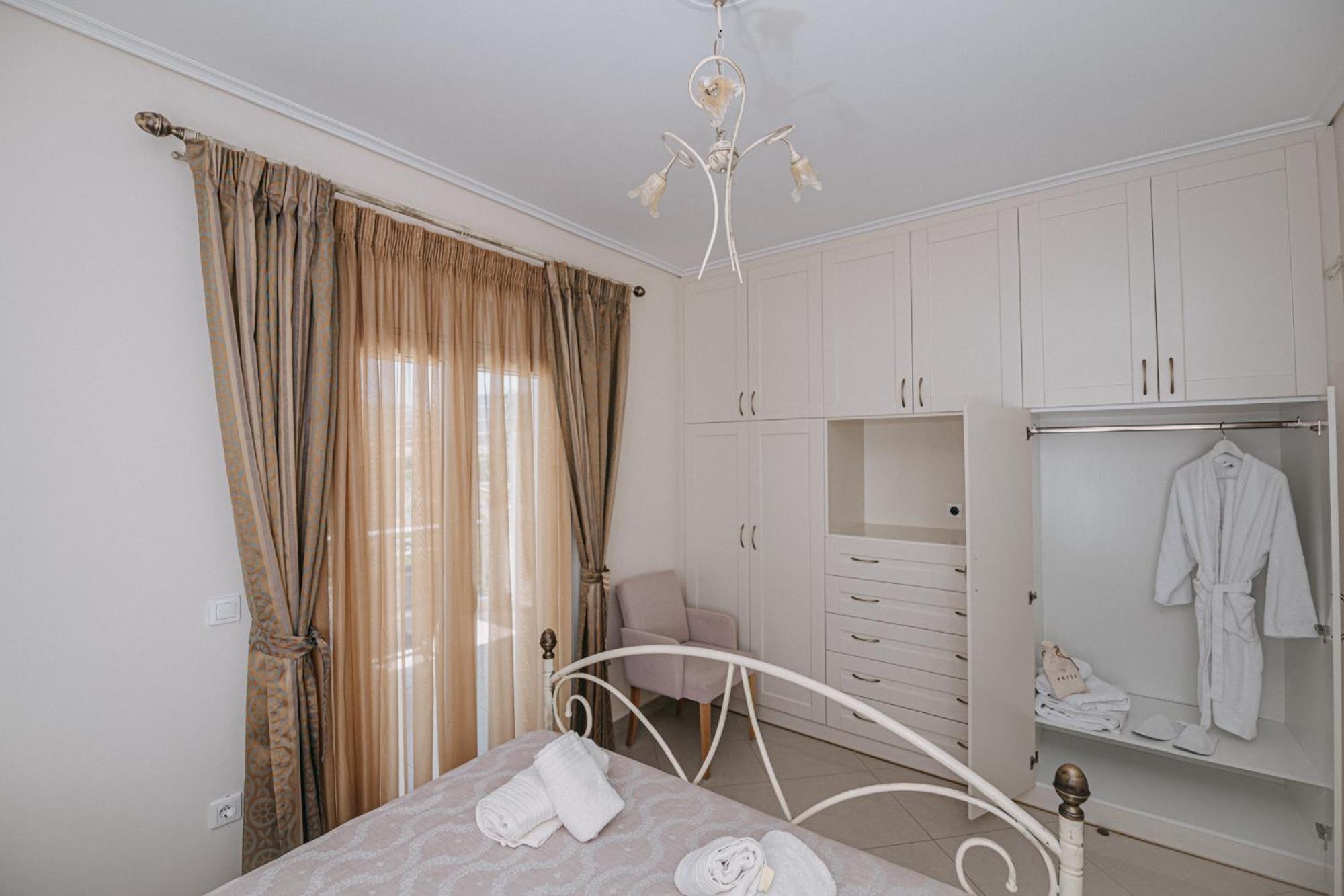 Nereides Luxury Villas Kato Almiri Exteriör bild